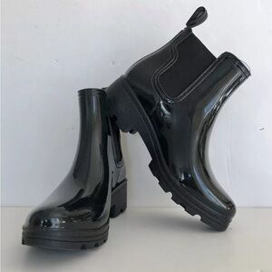 Capelli New York Women's Size 6 Shoes Black Solid Ankle Rain Boots Slip on Cj2